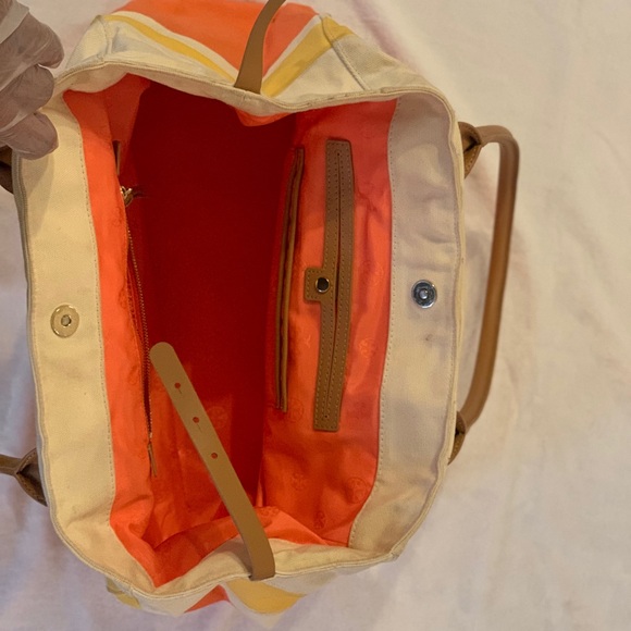 Tory Burch White, Yellow, Peach, and Tan Beach Bag! - Picture 6 of 13